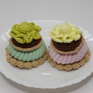 Crochet play food, crochet pastry pattern, crochet fruit, crochet vegetables, crochet food pattern,play kitchen crochet patterns.