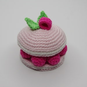 Crochet play food, crochet pastry pattern, crochet fruit, crochet vegetables, crochet food pattern,play kitchen crochet patterns.