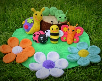 Amigurumi pattern. Crochet toy pattern. Crochet amigurumi patterns, baby play mat pattern, crochet activity mat, easy crochet pattern