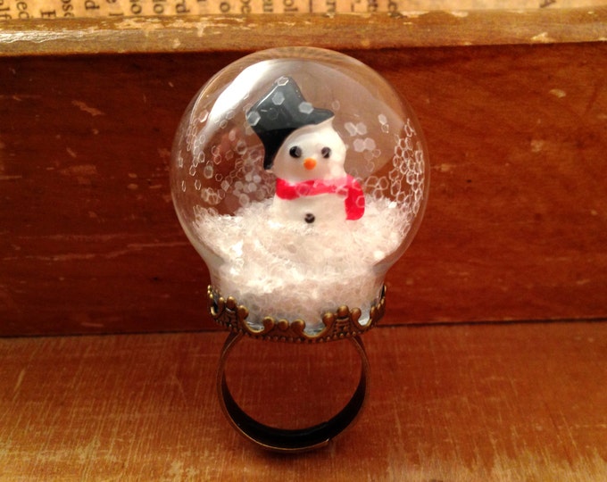 Snow Globe Ring GLASS Ring Snowman Ring Christmas Ring WINTER SNOW Antique Bronze Vintage Style