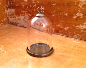 1 ~ Clear Small Dome Cloche Glass Bottle Pendant DIY Antique Bronze Smooth Base and Top Terrarium Bottle Charm Apothecary Jewelry Supplies