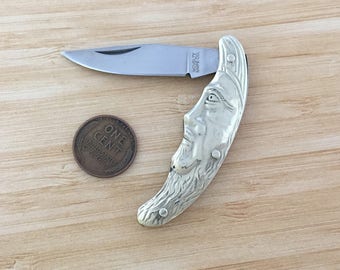 Small Man On the Moon Pocket Knife Brass Moon Face Charm Pendant Bullet Style Jewelry Fishing Whittling Miniature Folding Pocket Knife 122