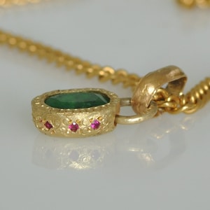 18K Gold Emerald Pendant,Green Emerald and Ruby Pendant,18K Gold Antique Style Pendant,Oval Gold Pendant,Ruby and Gold Pendant for Woman