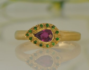 18k Gold Ring Woman, 18k Gold Ring Solid, Ruby Ring, Antique Style Ring, Gemstone Gold Ring, Statement Gemstone Gold Ring, 18k Gold Ring