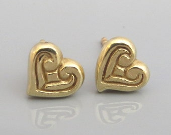 14k Gold Post Earrings, Tiny Stud Earrings, 14k yellow Gold Earring, Handmade Engraved Gold Earrings, Bridal Earring, Dainty Small Earring