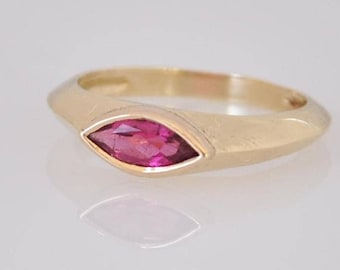 Pink Wedding Ring, Pink Tourmaline Ring , Fine Jewelry Ring , Pink Tourmaline Gold Ring , Unique Wedding Ring Woman , 14k Gold Gemstone Ring