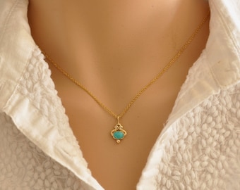 Solid gold Necklace , Turquoise Pendant , Dainty Necklace , Turquoise Necklace , Small 14K gold Necklace , Delicate Necklace , Fine Pendant