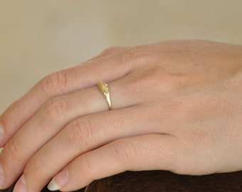 Thin Wedding Ring , Gold wedding Ring , Simple Wedding Ring , Simple gold Ring , Thin Gold Ring , Gold Wedding Band , Dainty Wedding Ring