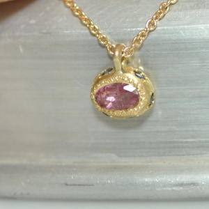 Tiny 18k Gold Pendant, Small pink Tourmaline Necklace, Blue Sapphires Delicate Handmade Pendant, Love Gold Gift, Minimalist Necklace