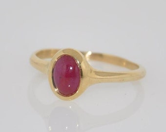 18k Solid Gold Ring with Ruby, Unique Engagement Ring, Ruby Gold Ring, July Birthday Jewelry Gift, Gold Ring Gift For Daughter, Oval Ruby