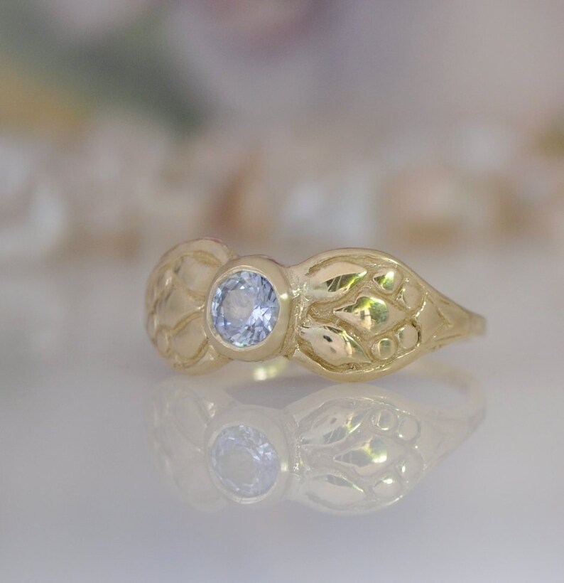 Gold Ruby Ring, Red Ruby Ring, Ruby Engagement Ring, 14k Gold Ring Gift for Women, Round 5 m"m Ruby Ring, Solid Gold Gold Engraved Leaf Ring