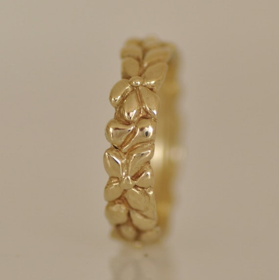 Solid store gold bands