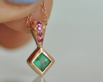 Emerald Gold  Pendant, Ruby and Emerald Necklace, 14k Yellow Gold Necklace, Square Green Emerald Necklace, Love Gift, Small Dainty Pendant