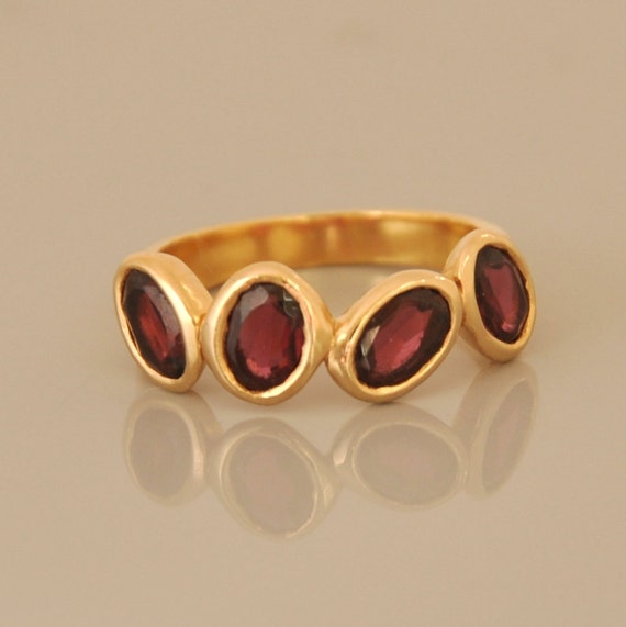 18k Gold Statement Ring with 4 Garnet Stones, Gold Gemstone Ring , Unique Handmade Ring for Woman, Oval Garnet