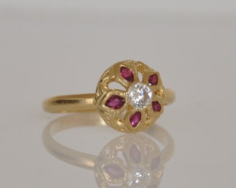 14k Gold Flower Ring, Ruby Gold Ring, Unique Gold Gemstone Ring, 14k Gold Ring, Handmade Engraved Ring Ruby, Birthstone Ring, July Gold Ring