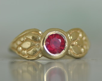 Gold Ruby Ring, Red Ruby Ring, Ruby Engagement Ring, 14k Gold Ring Gift for Women, Round 5 m"m Ruby Ring, Solid Gold Gold Engraved Leaf Ring