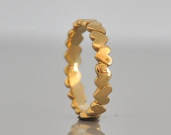 14k Gold Heart Ring, Delicate Wedding Band