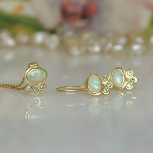 Solid Gold Jewelry Set, 18k Gold Opal Earring, Opal Gold Necklace, Earrings and Necklace Set, Wedding Opal Set, Set for a Bride, Gold Gift