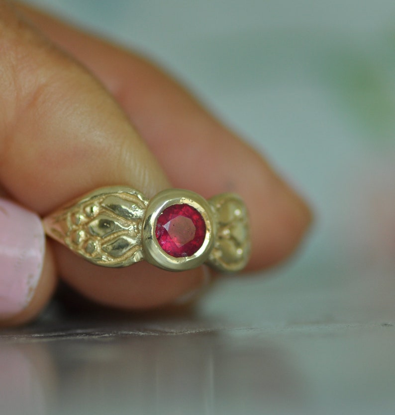 Gold Ruby Ring, Red Ruby Ring, Ruby Engagement Ring, 14k Gold Ring Gift for Women, Round 5 m"m Ruby Ring, Solid Gold Gold Engraved Leaf Ring