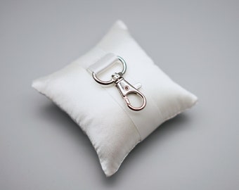 Dog ring bearer pillow, dog ring holder, dog ring pillow, ring bearer satin pillow, wedding ring pillow, ring cushion with ring clasp