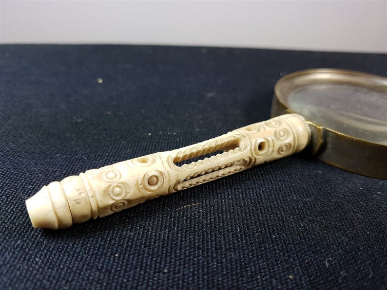 Antique Magnifying Glass Carved Bovine Cow Bone Hand Held Victorian 1800/'s