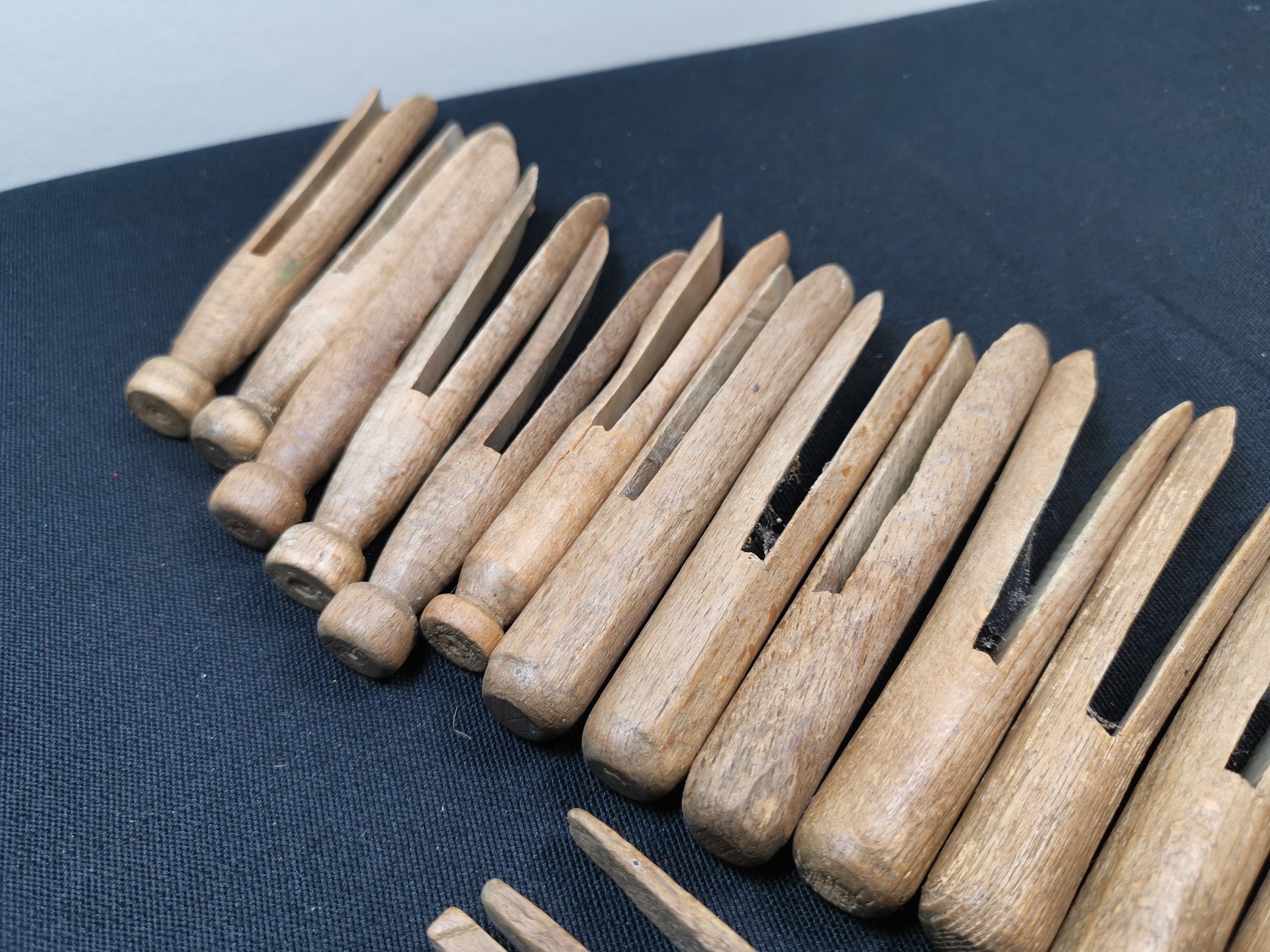clothes pins clothes pins