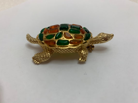 Hobe semiprecious turtle brooch