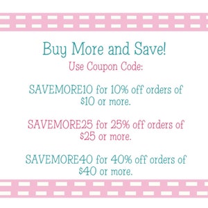 Puede incluir: Gr&aacute;fico rosa y turquesa con el texto "&iexcl;Compra m&aacute;s y ahorra!" e instrucciones para usar c&oacute;digos de cup&oacute;n para descuentos en pedidos de 10 &euro;, 25 &euro; y 40 &euro; o m&aacute;s.