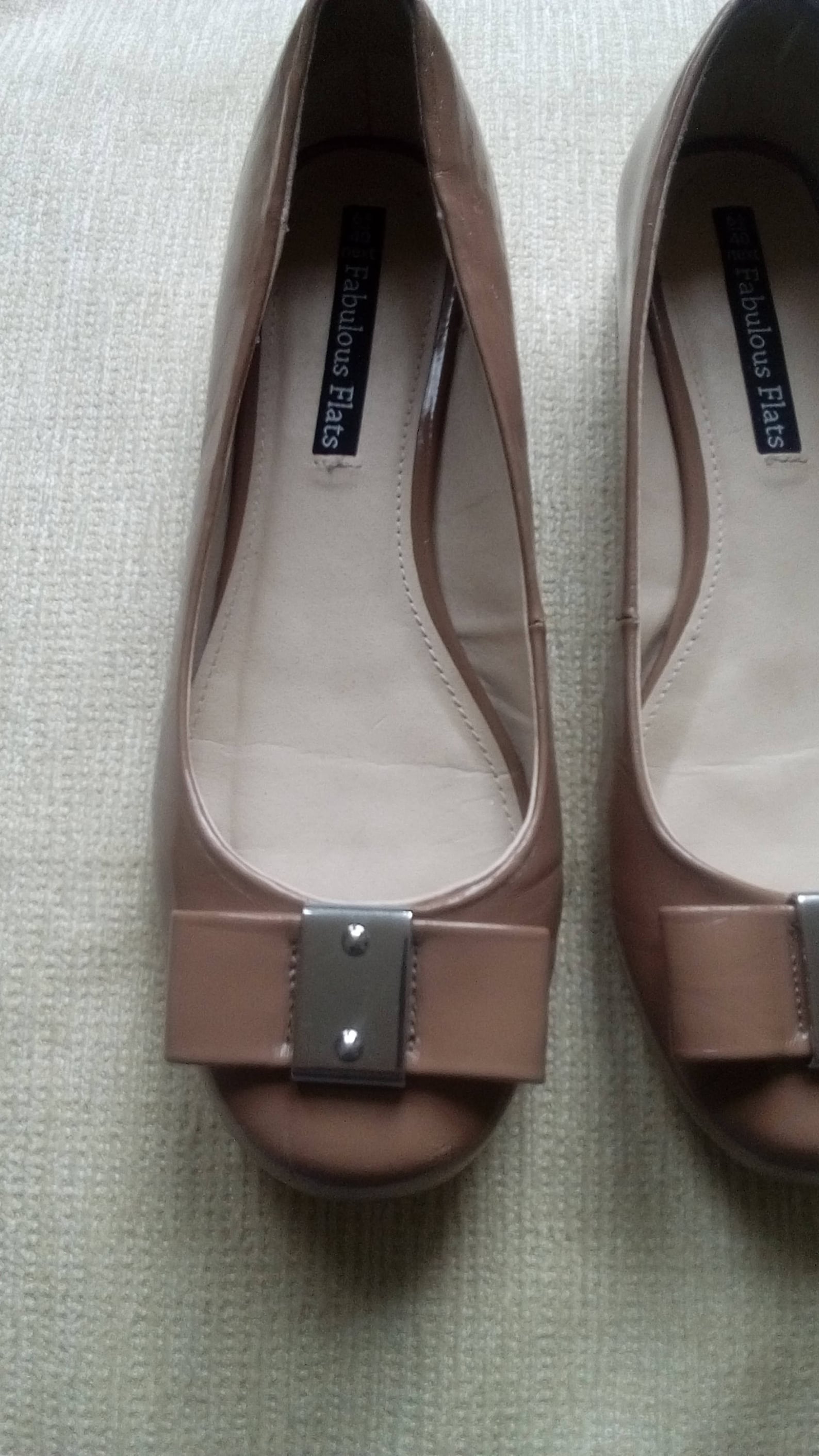 patent leather shoes/patent leather pumps/patent leather shoes/beige shoes/ballet pumps