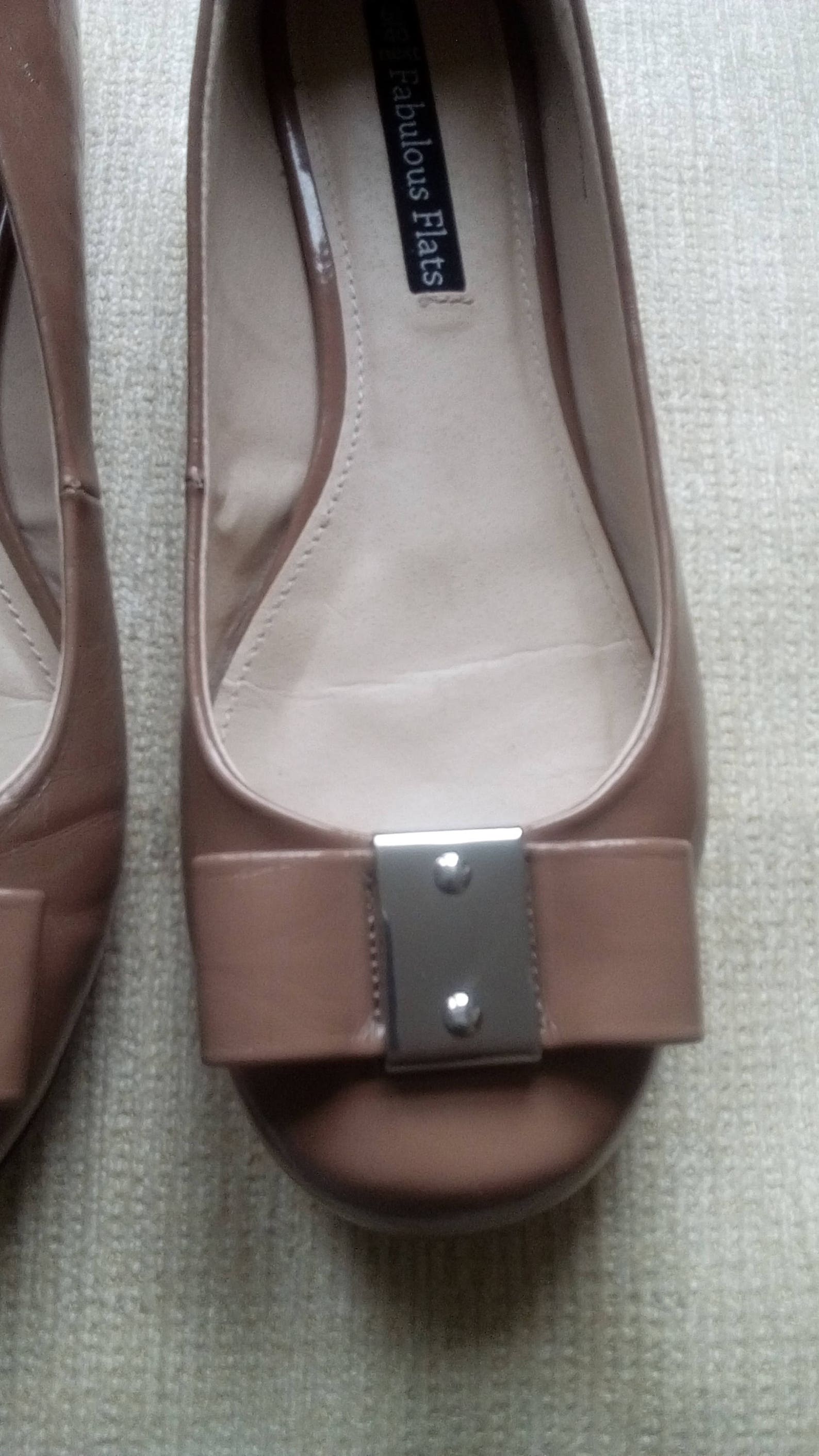 patent leather shoes/patent leather pumps/patent leather shoes/beige shoes/ballet pumps