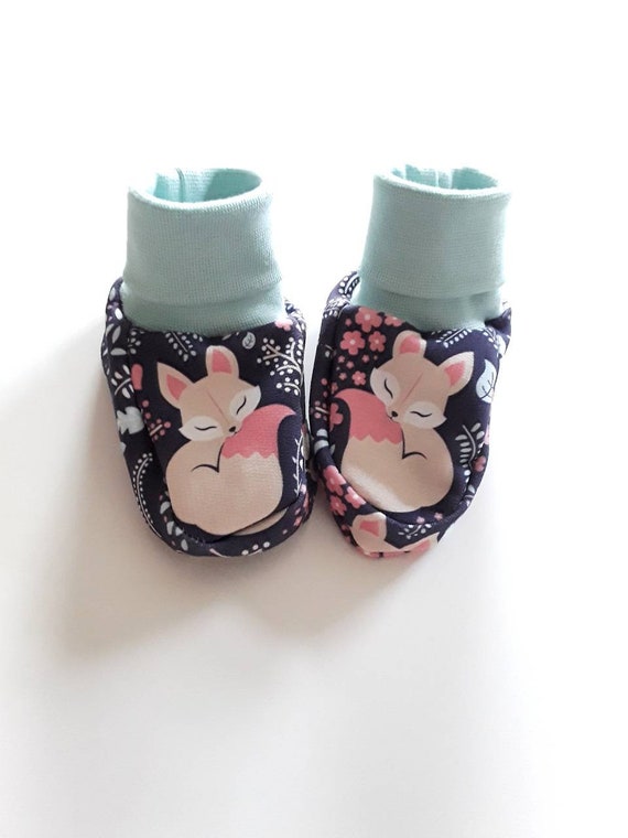 Light pink socks with foxes and little flowers, baby Light pink socks with foxes and little flowers, baby