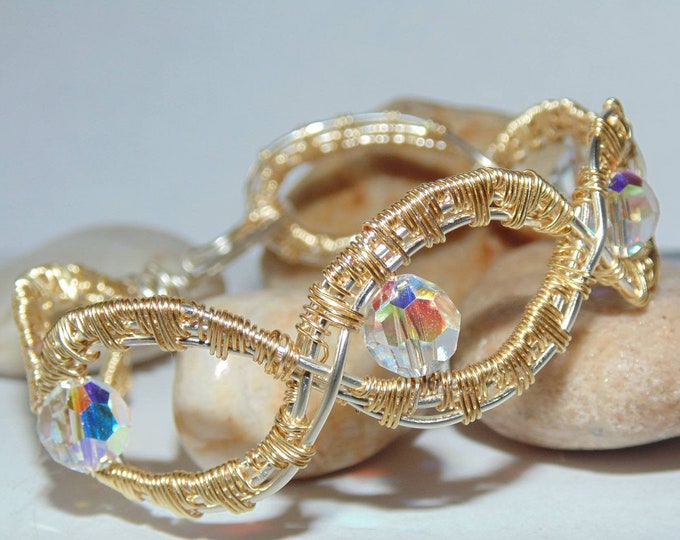 Beautiful Swarovski crystal sunburst bangle