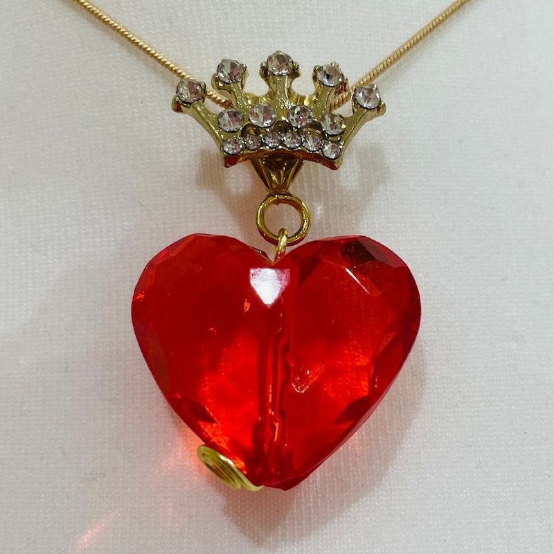 Evie Jewelry Heart Locket Necklace main image 0
