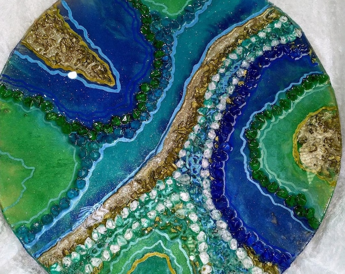 Beautiful contemporary geode piece 40cm diameter