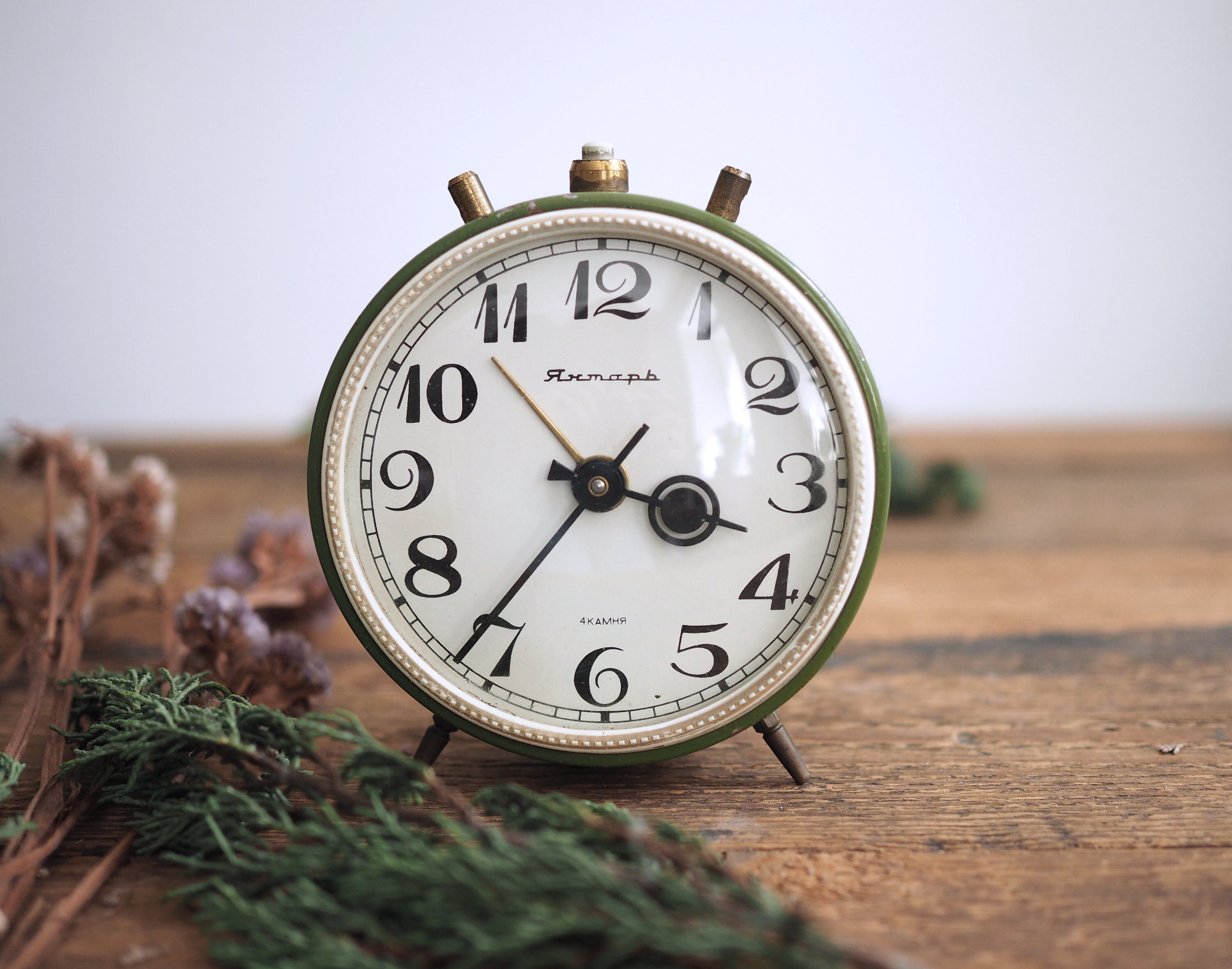 Old timepiece online