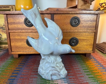Vtg L.E. Smith Caramel Slag Glass Bird in Flight Figurine