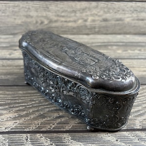 Wilcox Silverplate Victorian Repousse Coffin Jewelry Box #5802