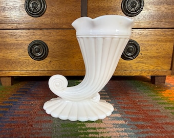 Jeanette Pink Milk Glass Shell Cornucopia Vase