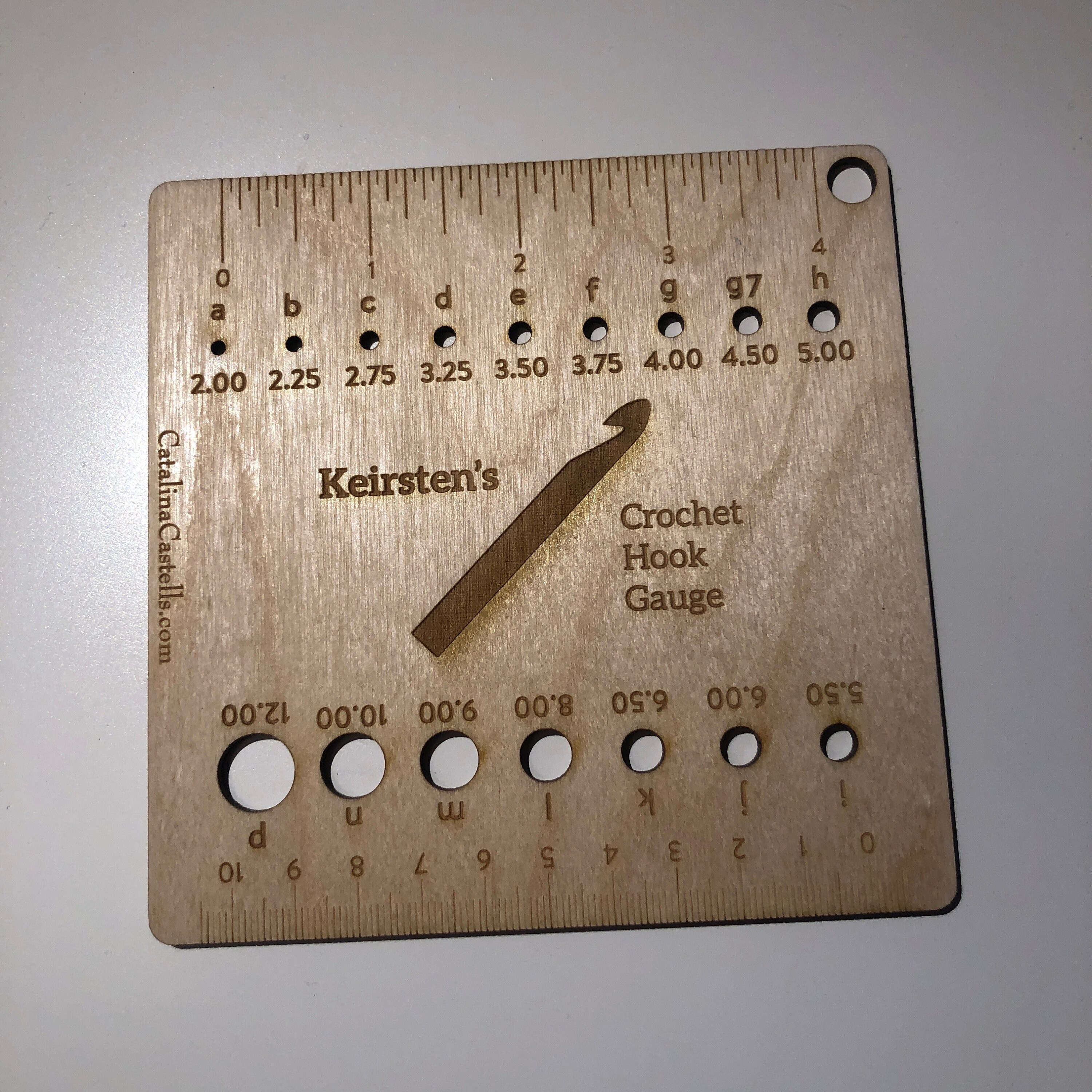 Needle Gauge the Diamond for Knitting or Crocheting Needles and Gauge,  Personalizable, Made of Wood or Plexi 