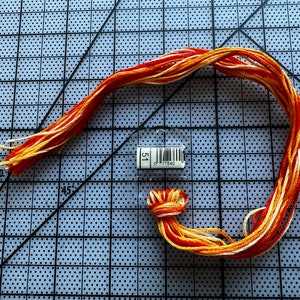 Thick Acrylic Floss Drops | Embroidery, Needlepoint, Quilting, Cross Stitch Tool | Easily organize your threads | 3mm thick