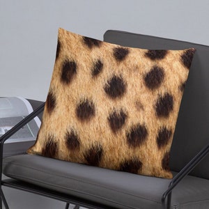 Cheetah Print Pillow, Leopard Pillow Animal Print, Jungle Animal Pillow Cover Print, Size 18x18&quot;, Cheetah Decorative Pillow, Indoor Pillow