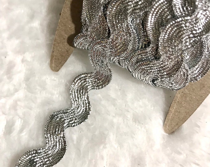 5 Yards of 1/2 Inch Wide Gold Metallic Ric Rac, Trim, Holiday ...