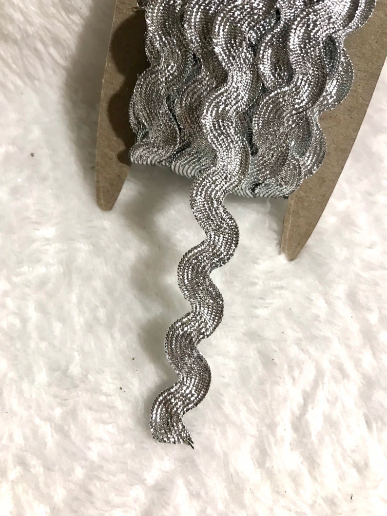 5 Yards of 1/2 Inch Wide Silver Metallic Ric Rac Trim | Etsy