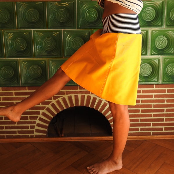 Mini skirt denim skirt yellow 38 to 40