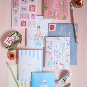 Carte de voeux de fiançailles pour gâteau blanc, cadeau de fiançailles, couple de nouveaux fiancés, blanc et bleu image 2