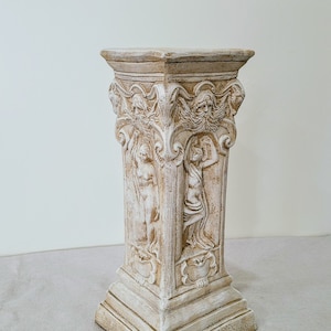 French ladies Style Column Pedestal 33002