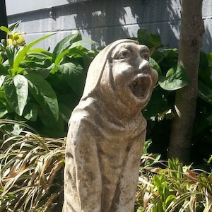 Paris Gargoyle Yawning 14 Inch Mythical Home Garden Decor