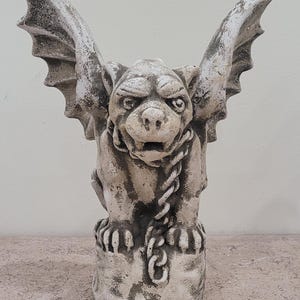 Winged Dog Gargoyle Statue Protector Sculpture &quot;Art of History&quot;
