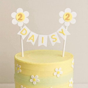 Daisy Cake Topper, 1st Birthday Cake Topper, Personalised Daisy Flower First Birthday Bunting Banner