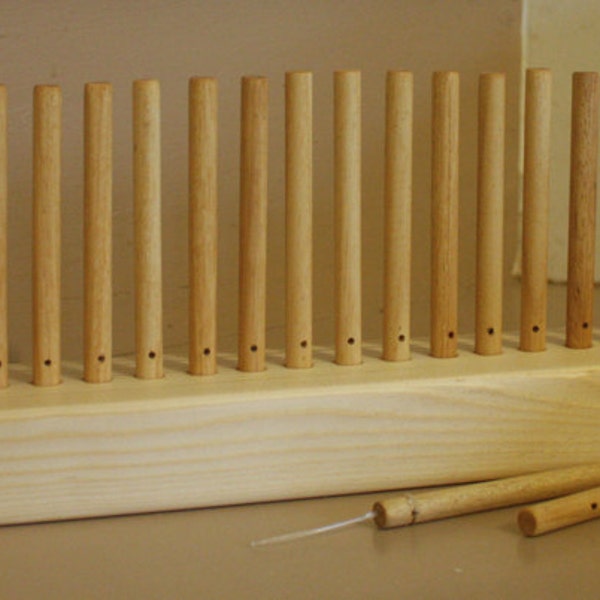 Peg Loom - Handmade Medium Size (28 Peg)